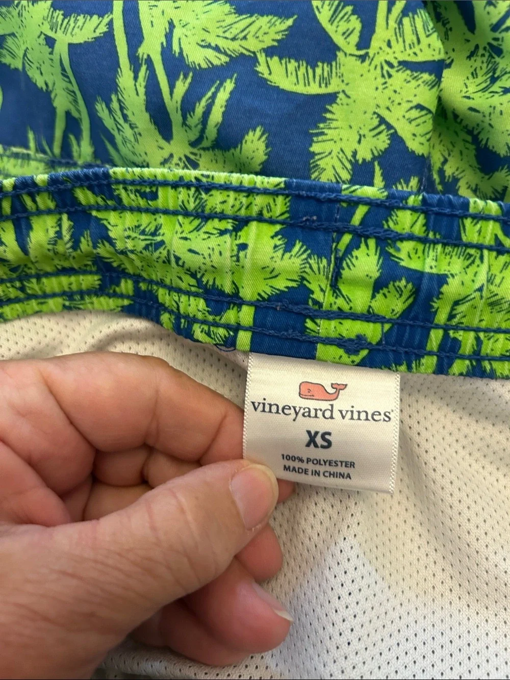 Vineyard Vines Navy & Lime Palm Print Swim Trunks Size XS EUC